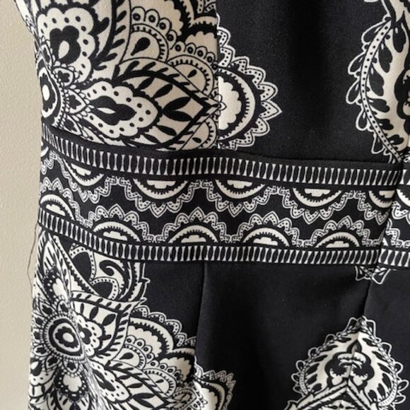 Jessica  Sheath Sleeveles Black /White Floral Size 14 - Picture 9 of 9